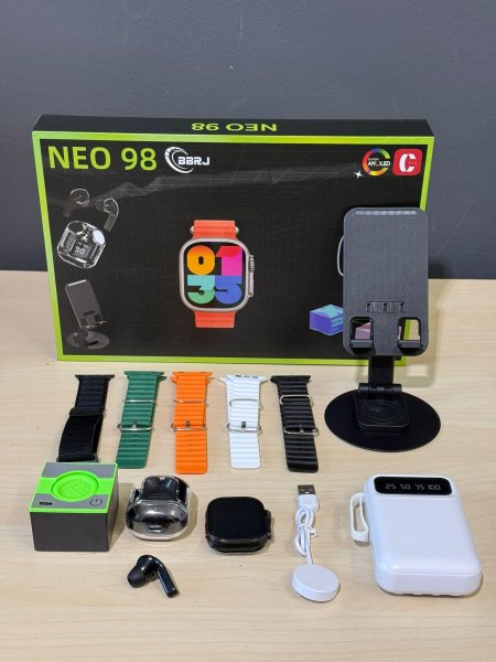 بكج ساعة اسود + سماعة AIRPOD + ستاند موبايل + بوربانك 5000ملي امبير + سماعة بلوتوث + 5 احزمة QM33/2
